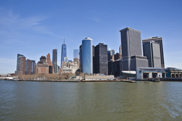 Fototapeta na wymiar NYC Skyline East River State Island