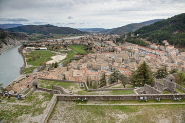 Obraz premium Sisteron - alpes-de-haute-provence