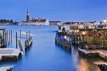 Photo sur Plexiglas Canal Venise Ducale 2 Maggiore Bleu Coucher de Soleil