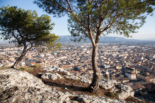Vue de Cavaillon - Vaucluse - Provence