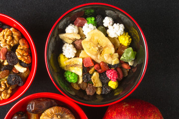 dried and fresh fruits