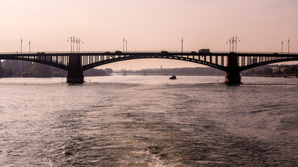 Fototapeta na wymiar Bridge on the Rhine river, in Mainz, Germany, at sunrise