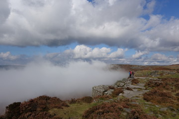 Fototapeta premium Curbar Edge Peak District Misty Morning