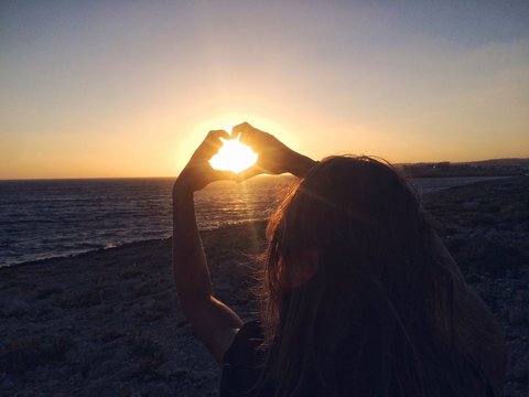 Cuore con le mani