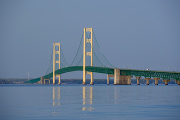 Obraz premium Mackinac suspension bridge