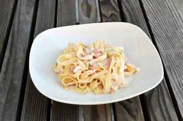 Carbonara.