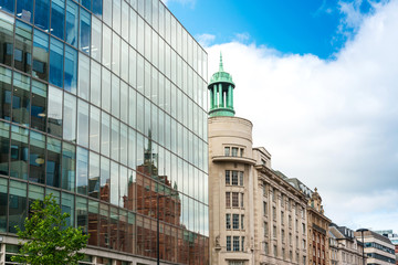 Obraz premium Street view of old buildings in London, England, United Kingdom