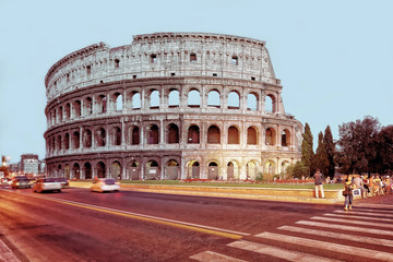 Fototapeta premium Colosseum in city center of Rome Italy in evening