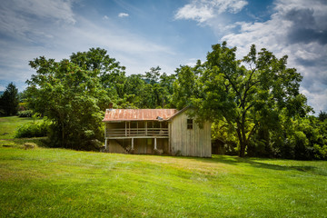 Abandoned house in the Shenandoah Valley of Virginia.