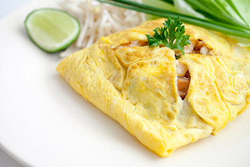 Shimp Pad Thai Covered with Fried Egg