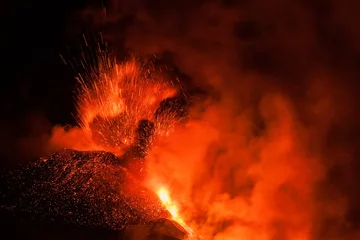 Stoff pro Meter Volcano Etna eruption © Wead