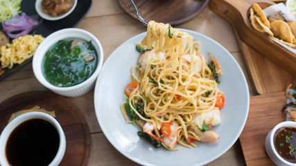 Spaghetti with shrimps