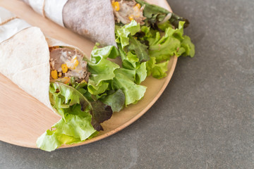 wrap salad roll with tuna corn salad
