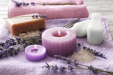 Obraz na płótnie Canvas Beautiful spa composition with lavender, closeup