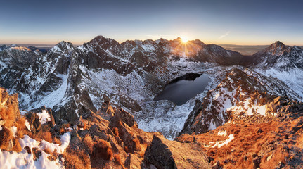 Winter mountain panorama landscape at sunset, Slovakia - High Ta - obrazy, fototapety, plakaty
