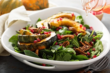 Fall salad with greens and acorn squash