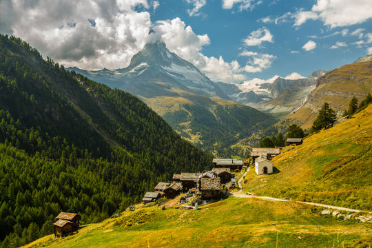 Village de Findeln face au Cervin