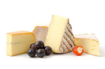 Verschiedene Käsestücke