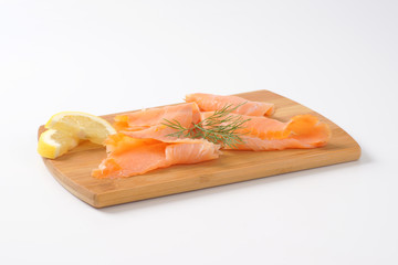 Smoked salmon slices