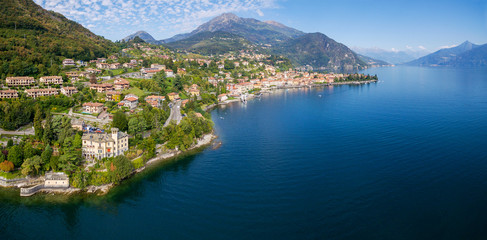Fototapeta premium Menaggio - Lago di Como (IT) - Vista aerea panoramica