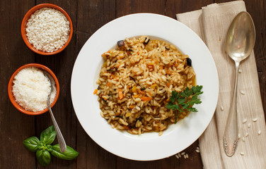 Risotto with vegetables and spices