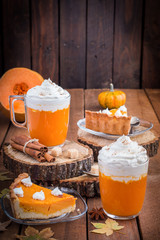 Pumkin Pie and  Pumpkin Smoothie With Cream 