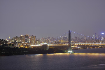 Fototapeta na wymiar New York City nightscape