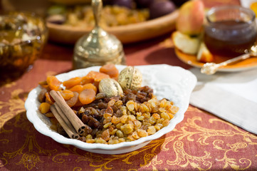 dried fruits and cinnamon sticks