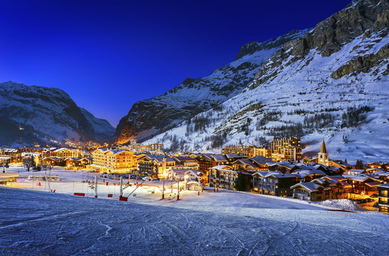 Fototapeta Val d'Isère city