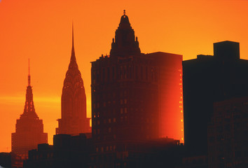 Fototapeta premium NYC skyline at sunset