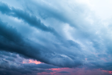 Naklejka premium colorful dramatic sky with cloud at sunset