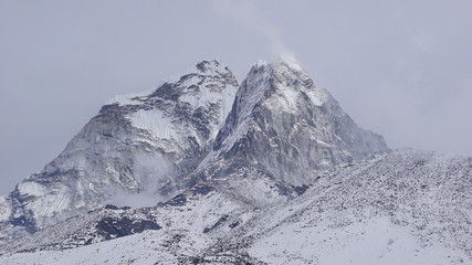 Fototapeta na wymiar Himalayan Mountain Mountain 2