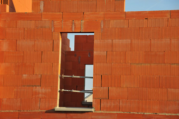 mur en briques creuses