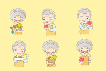 Old couple eat healthy fruits