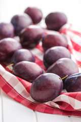 Fresh ripe plums.