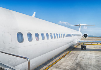 Obraz premium Airplane in airport