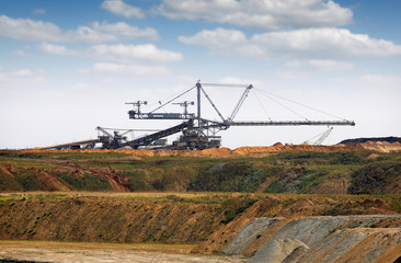Fototapeta na wymiar giant excavator working on coal mine