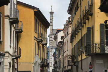Fototapeta na wymiar Como (Lombardy, Italy): old buildings