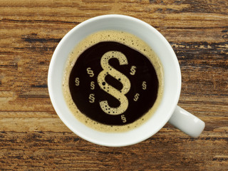 Kaffee im Wartezimmer einer Kanzlei 