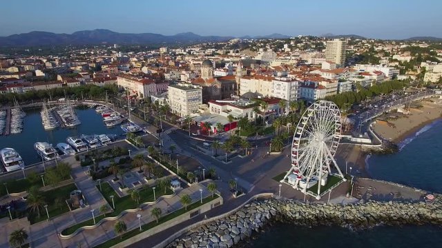France, Var, Saint Raphael, old port, Quai Albert 1er (aerial view), 4K, UHD (3840X2160)