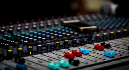 fader digital mixing console with volume meter