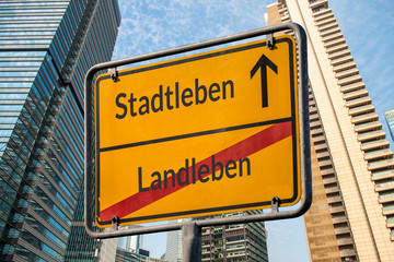 Fototapeta premium Schild 111 - Stadtleben