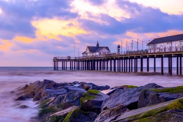 Afwasbaar Fotobehang Foto van de dag Zonsopgang bij Southwold Pier, VK