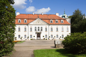 Fototapeta na wymiar The palace of Nieborow estate in Poland