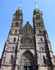 Fototapeta na wymiar Twin towers of Saint Lorenzus church in Nuremberg, Germany