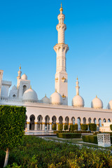 Fototapeta na wymiar Sheikh Zayed White Mosque in Abu Dhabi, UAE