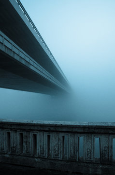 Fototapeta bridge in fog