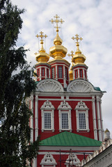 Fototapeta na wymiar Architecture of Novodevichy convent in Moscow.