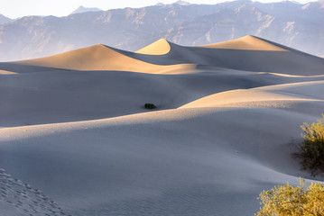 Dunes to the Mountains