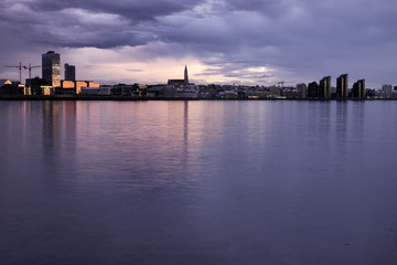 Obraz premium Reykjavik midnight sun